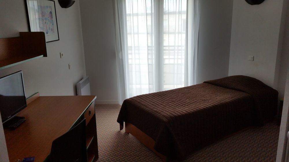 Appart'Hotel Laureades Clermont-Ferrand Centre Jaude Екстериор снимка