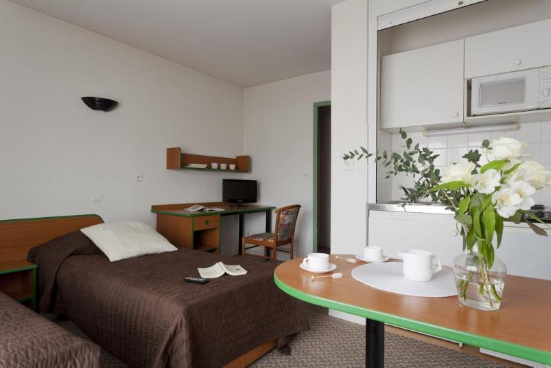 Appart'Hotel Laureades Clermont-Ferrand Centre Jaude Екстериор снимка